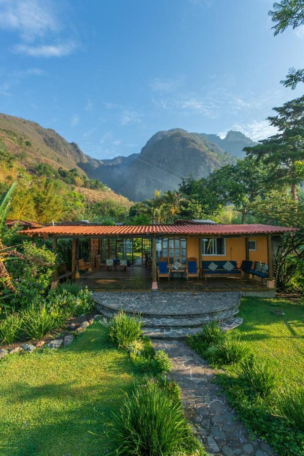 Lake Front Retreat At Los Elementos 圣克鲁斯拉拉古纳 外观 照片